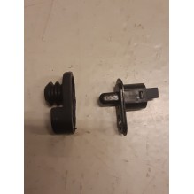 Charging socket door switch